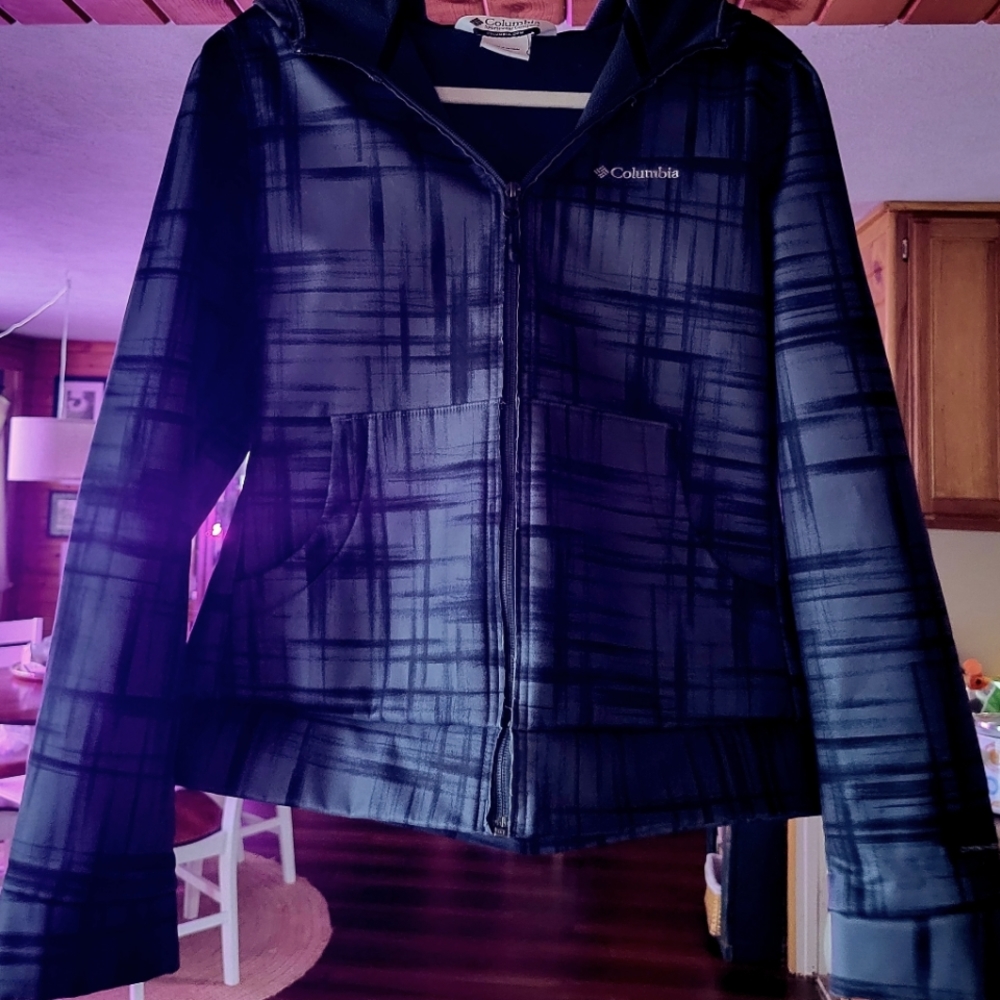 Columbia Ladies hooded jacket